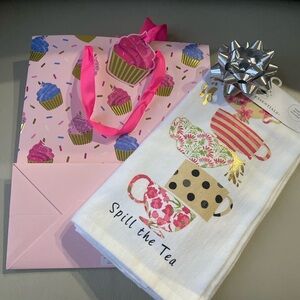 Cute Towels ‘Spill the tea’